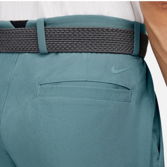 Nike Dri-Fit Men's Standard Fit HYBRID Golf Shorts-Hasta Green - Picture 6 of 10